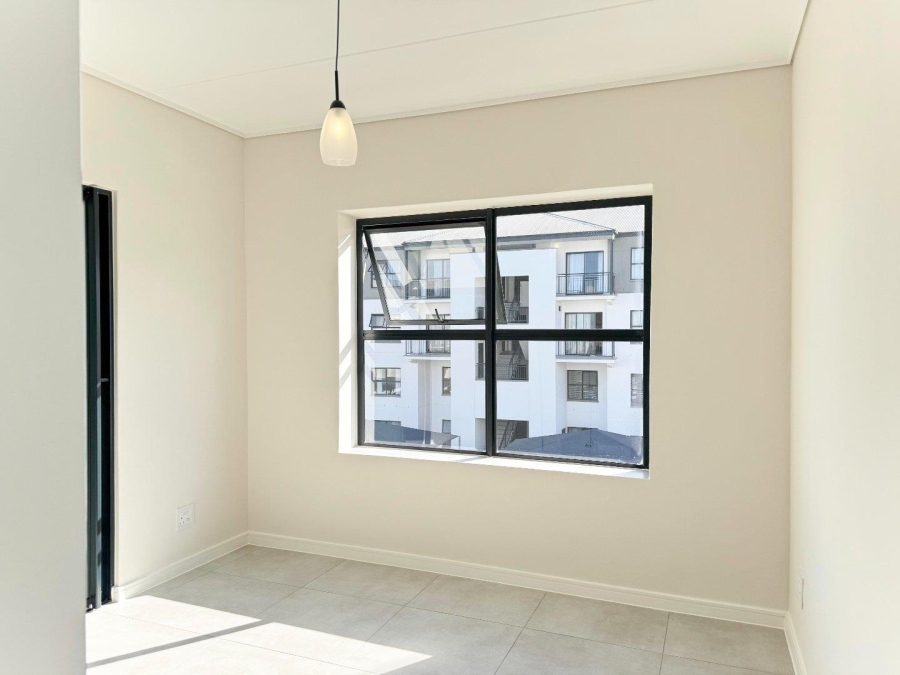 To Let 2 Bedroom Property for Rent in Sandown Western Cape